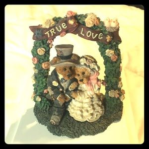 Boyds Bears and Friends “True Love” Collectible